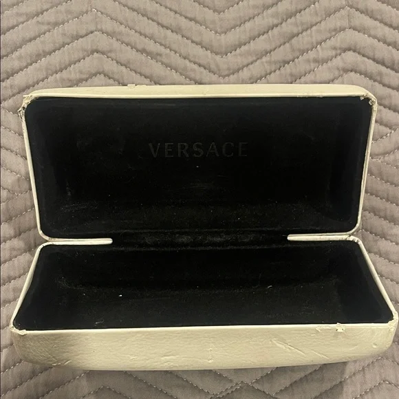 Versace Black and Brown Sunglasses - Picture 6 of 7